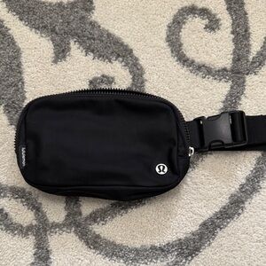 lululemon Belt Bag